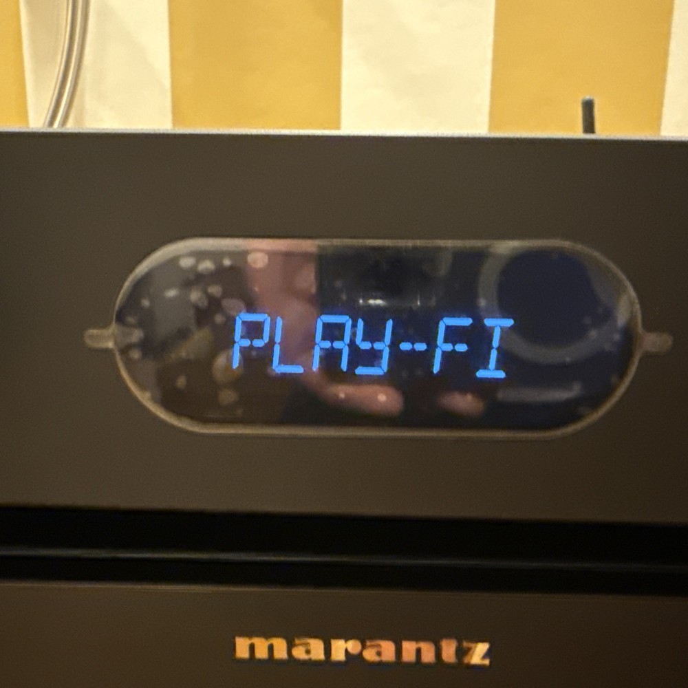 Audiolab 6000A Play Amplifier Streaming Player Black Excellent Condition.