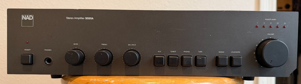 NAD 3020A Tested and Working read description