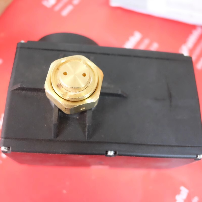 1pcs Samson 1061841 electric actuator 5825-10 230V switch type