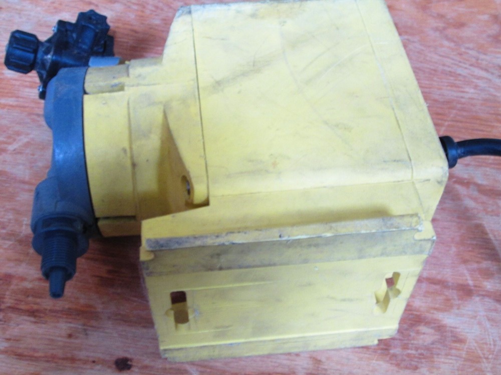 LMI Milton Roy P131-1905