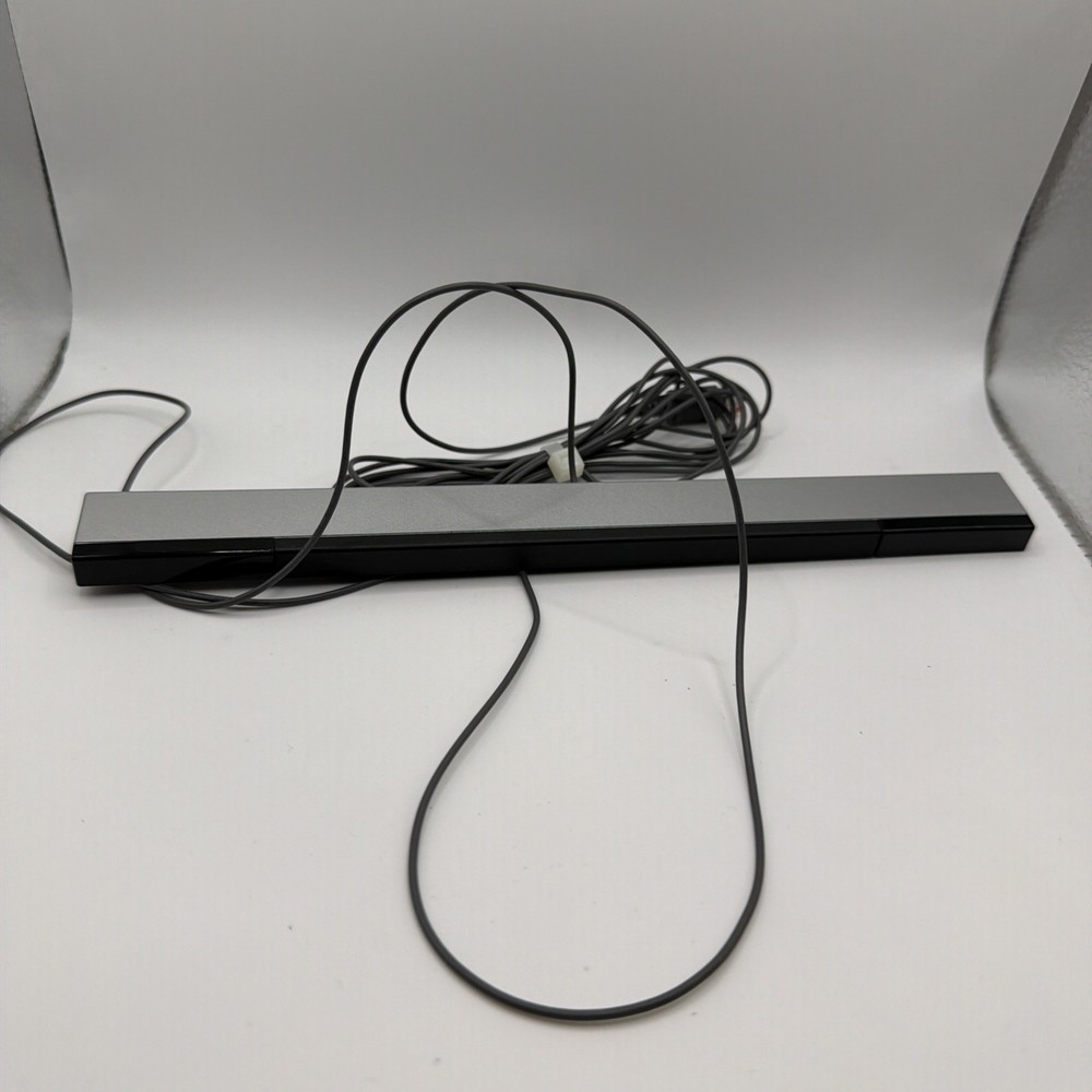 Nintendo RVL014 Original Wii Sensor Bar - Silver