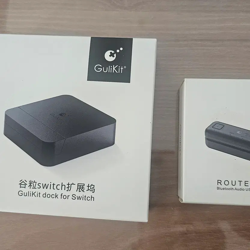 Gullikit Portable Mini Dock & Bluetooth Transceiver for Switch