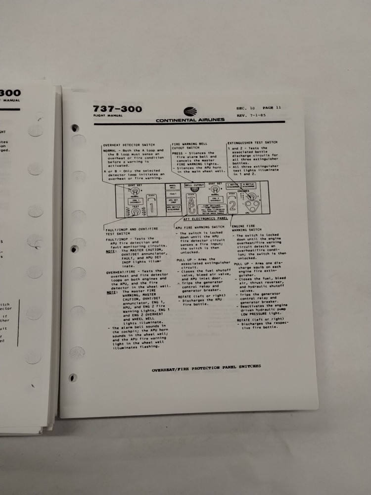 Continental 737-300 Flight Manual 1990-Copy
