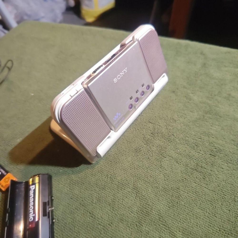 Sony MZ-E810SP MD WALKMAN MiniDisc player