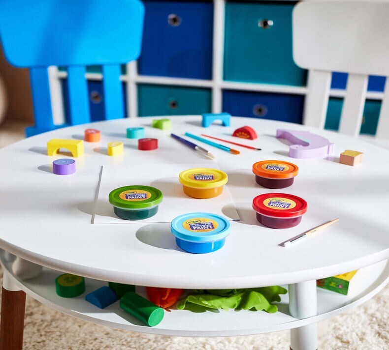 Crayola spill proof washable paint kit