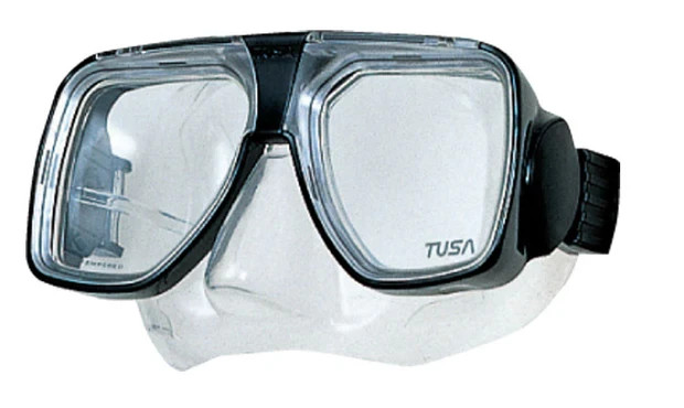 Tusa Liberator Dive Mask