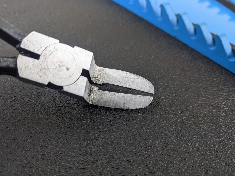 #bn888 Matco tools PCP920 Panel Clip Pliers
