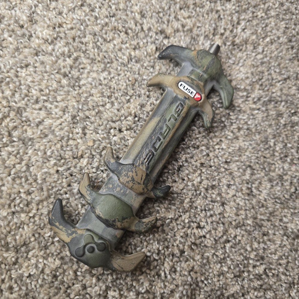 Compound Hunting Fuse Blade bow stabilizer