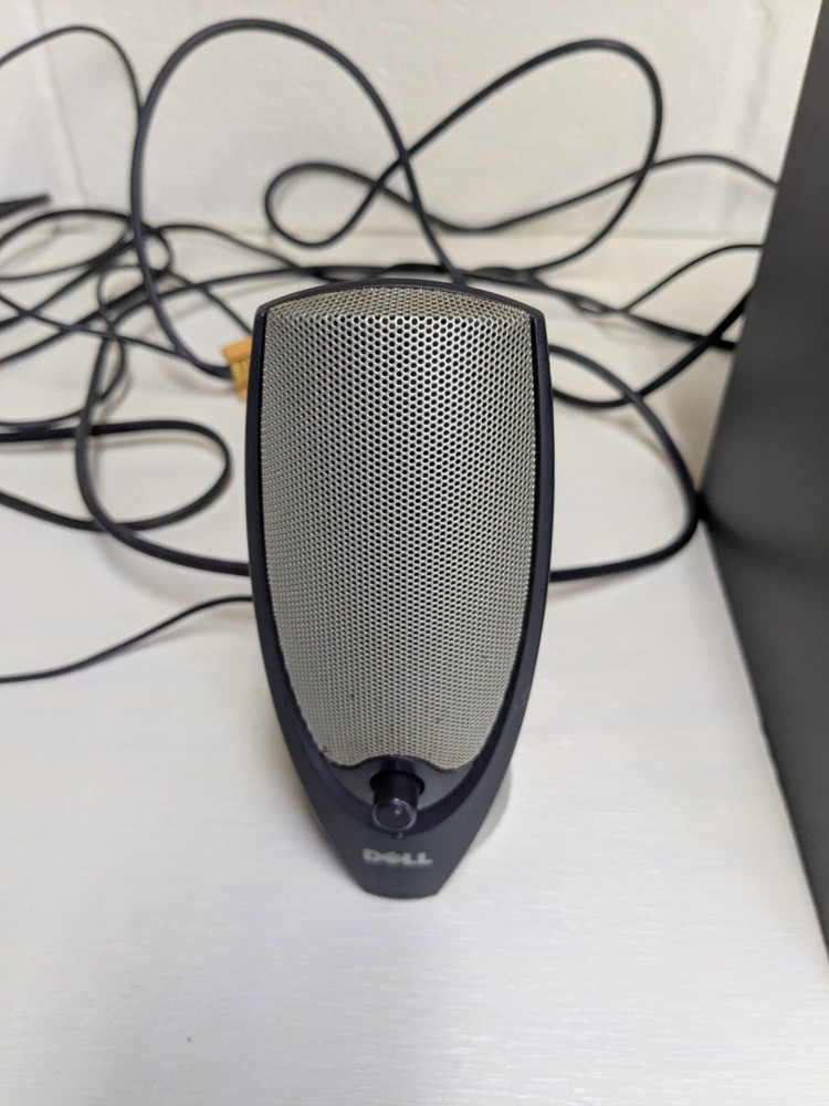 Dell A425 Zylux Multimedia Computer Speaker System with Powered Subwoofer