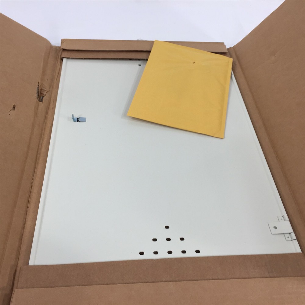 Eaton ESWC2401H Quick Network Cover Hinged