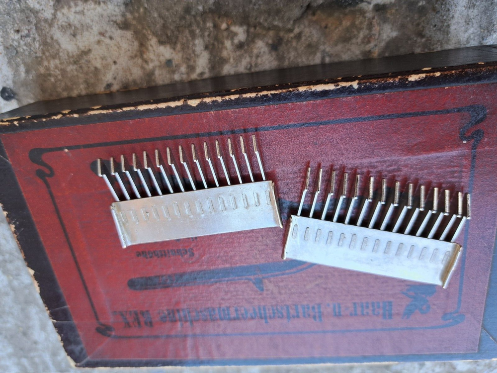 German vintage manual hair clipper Rex
