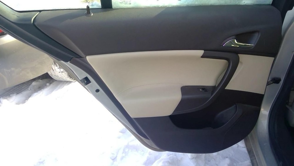 Used A/C Selector Switch fits: 2011 Buick Regal automatic and auxiliary control