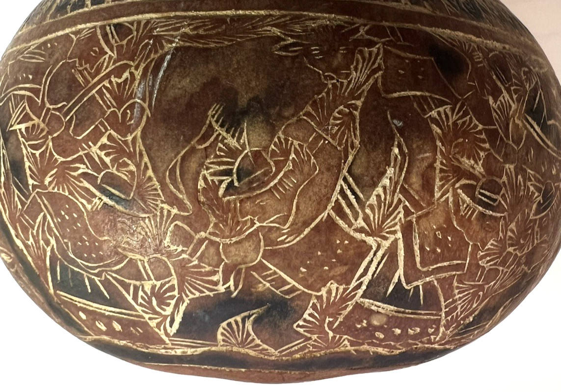 VTG Peruvian Hand Carved Etched Gourd Mate Burilado Storyteller Folk Art 3.5"