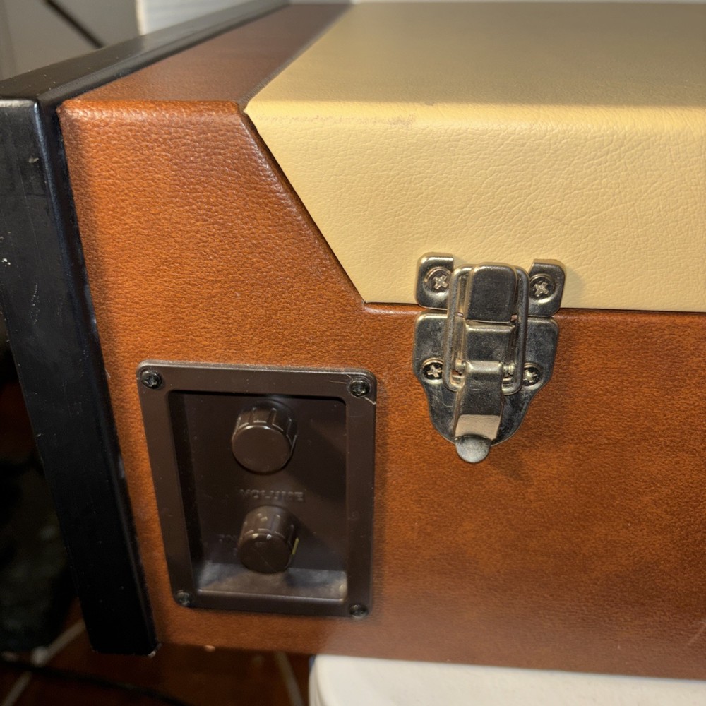 Crosley Stack-O-Matic CR84 3 Speed Record Player ~ Good Condition
