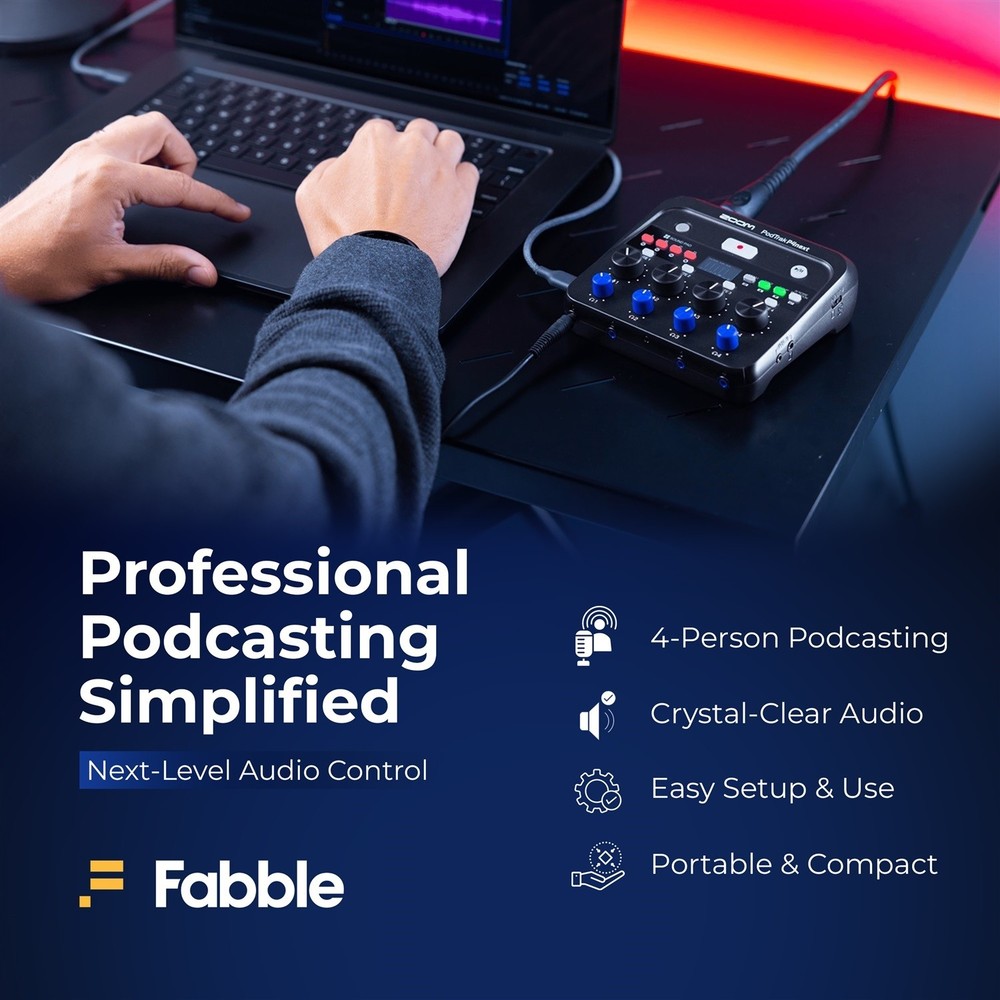 Zoom PodTrak P4next Podcast Recorder Bundle