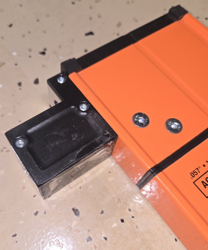 Johnson Level 6 Ft.-10 Ft. Extendable Plate Level