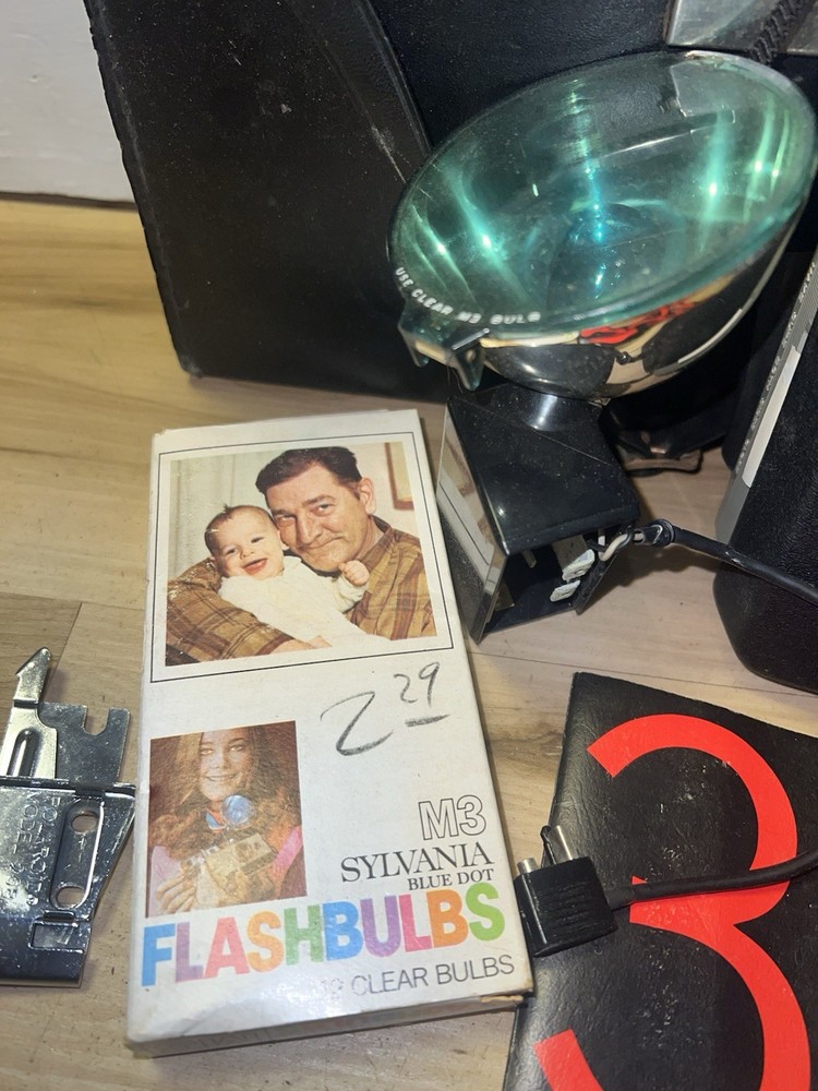 Polaroid Automatic 335 Land Camera W/ Case, Flash & Extras VINTAGE