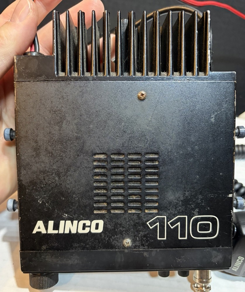 Vintage Alinco DR-110 VHF FM Transceiver & Microphone UNTESTED