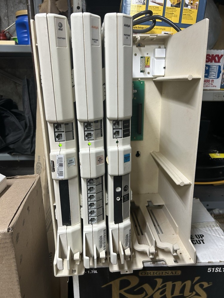 AT&T Lucent Avaya 103B1 Partner Communication System