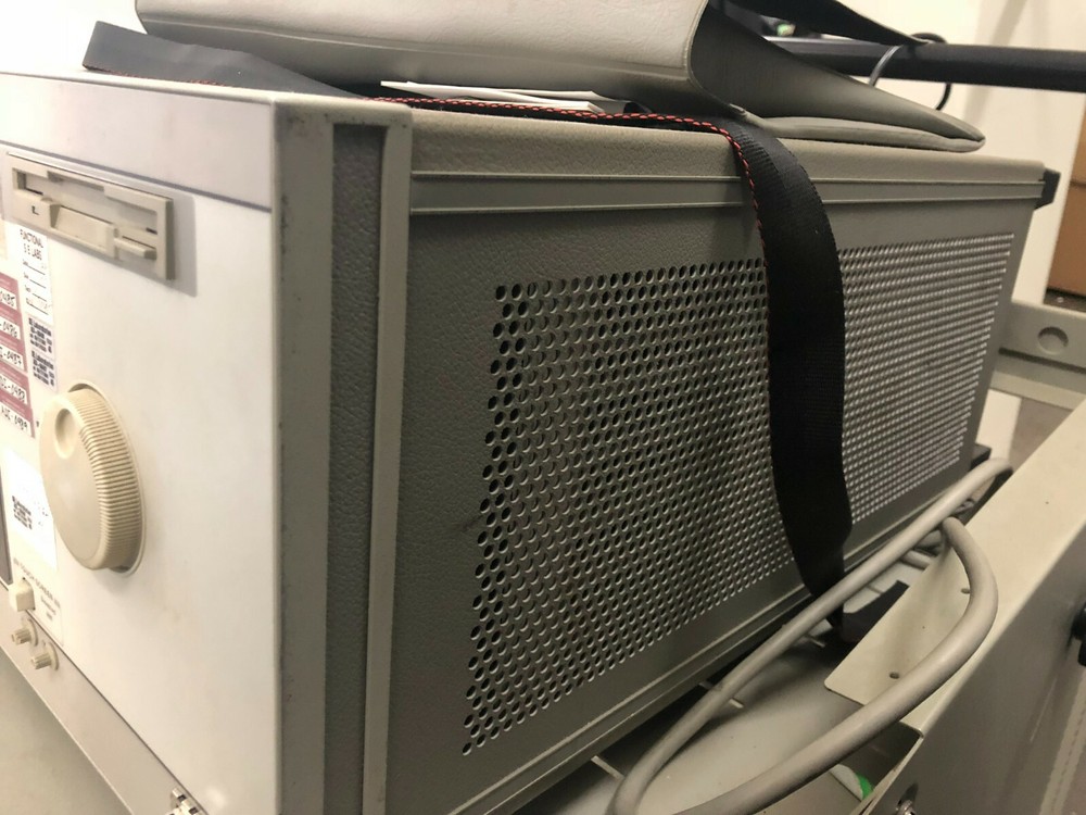 HEWLETT PACKARD 16500B LOGIC ANALYSIS SYSTEM