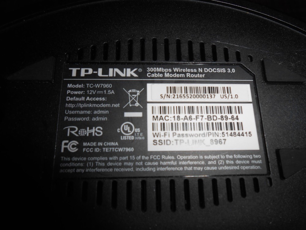 TP-LINK TC-W7960 Wireless Cable Modem / Router