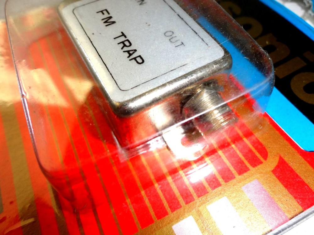 75 Ohm FM Trap Coaxial Input and Output