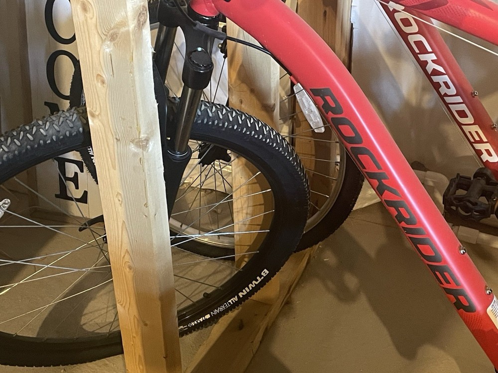 RockRider ST100 Mountain Bike ￼