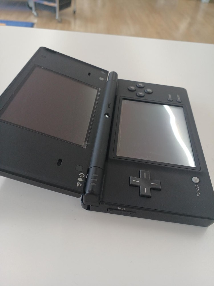 Nintendo DSi Handheld Console TWL-001 Portable Gaming System New
