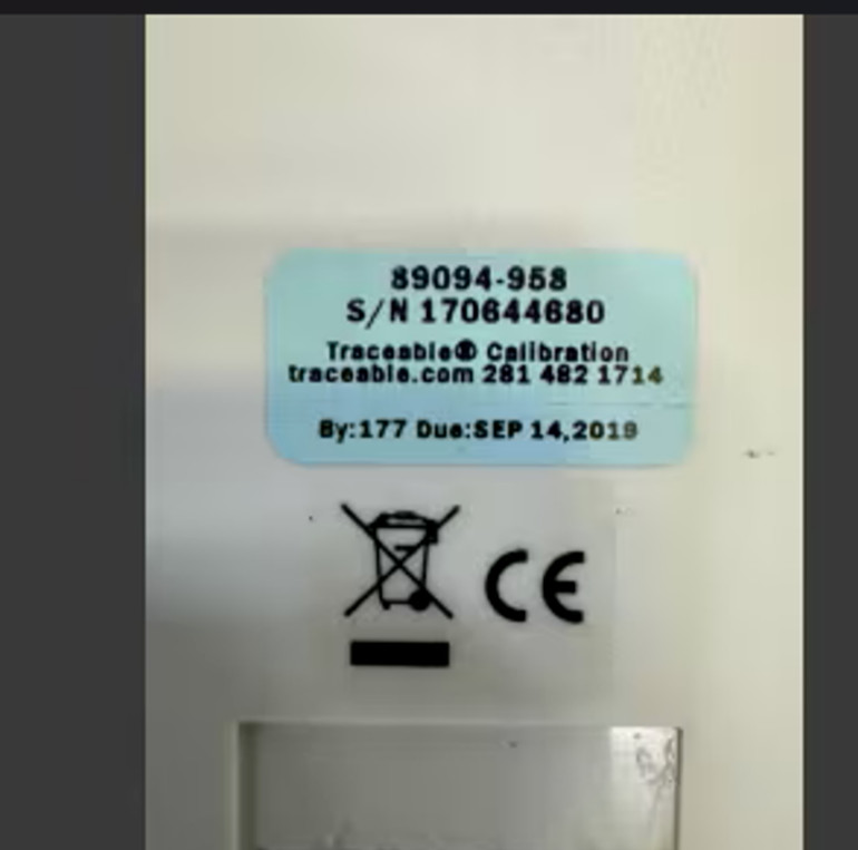 VWR 89094-958 TRACEABLE EXPANDED RANGE CONDUCTIVITY METER