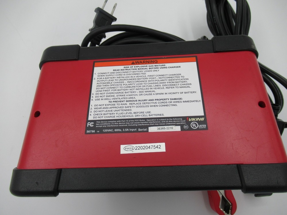 Viking 12V 2/8/15 Amp Fully Automatic Battery Charger, Microprocessor Controlled