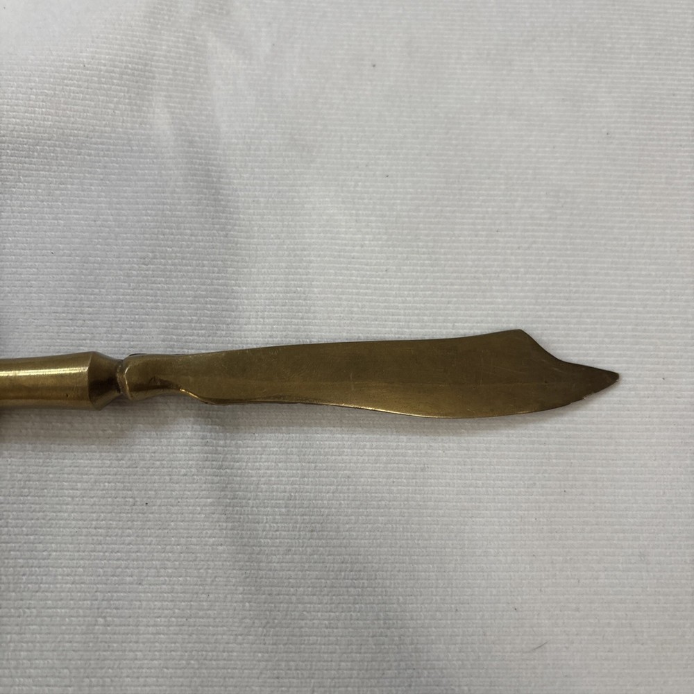 Bronze Seashell Cheese Knife