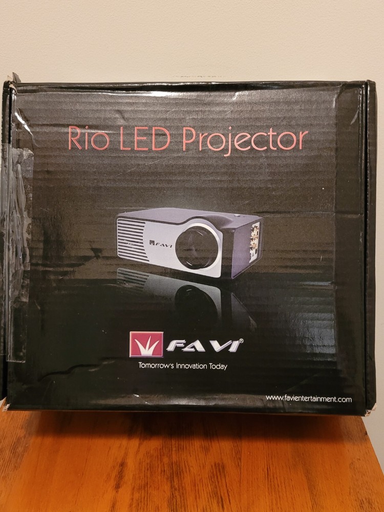FAVI RioHD-LED Portable Projector & Remote Control Only UNTESTED AS IS READ
