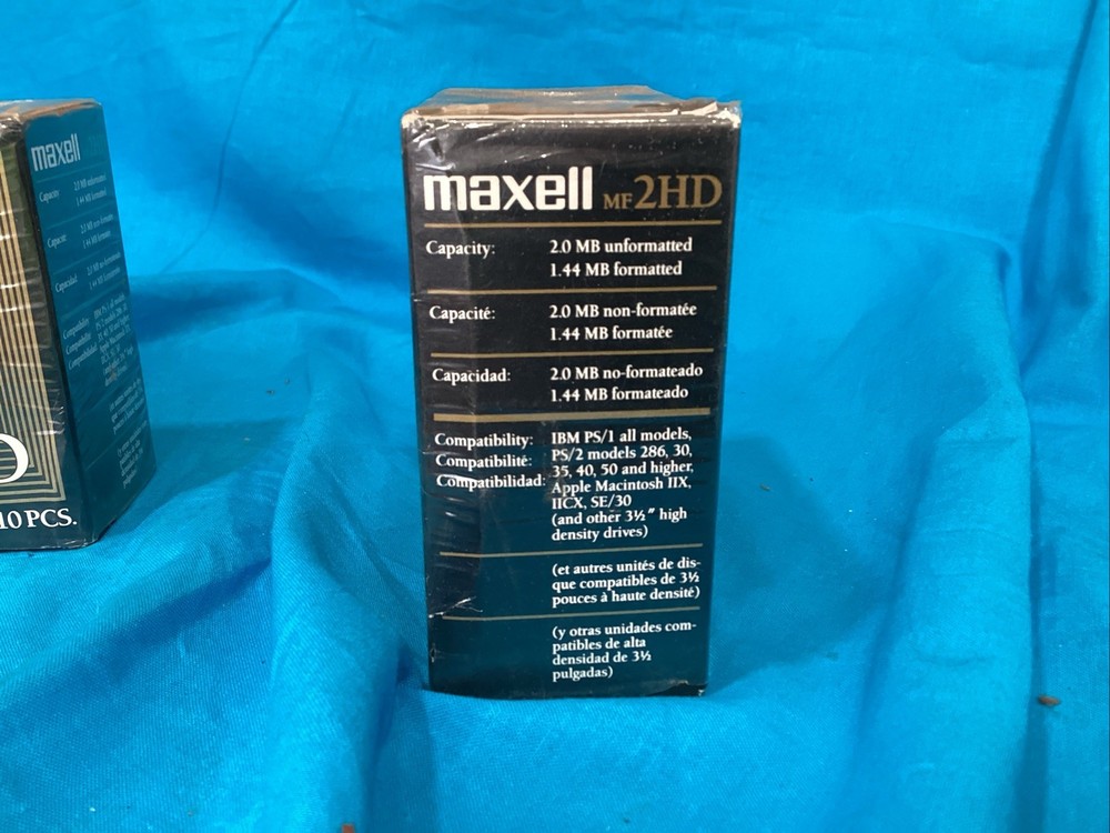 2 MAXELL MF2HD Micro Floppy Disk High Density Double Sided 3 1/2 New