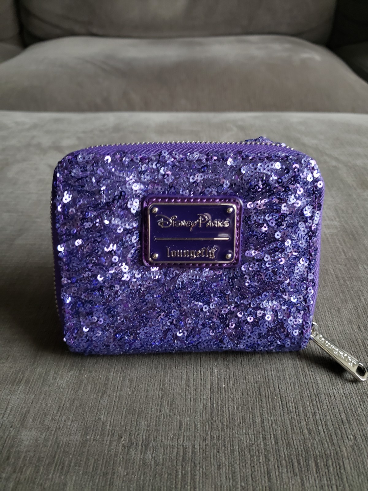 Disney Parks Exclusive Loungefly Minnie Potion Purple Sequined Wallet NWOT