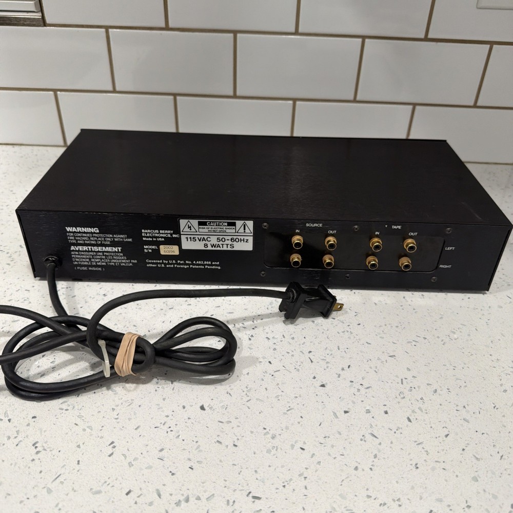 BBE BARCUS-BERRY MODEL 2002R SIGNAL PROCESSOR SONIC MAXIMIZER