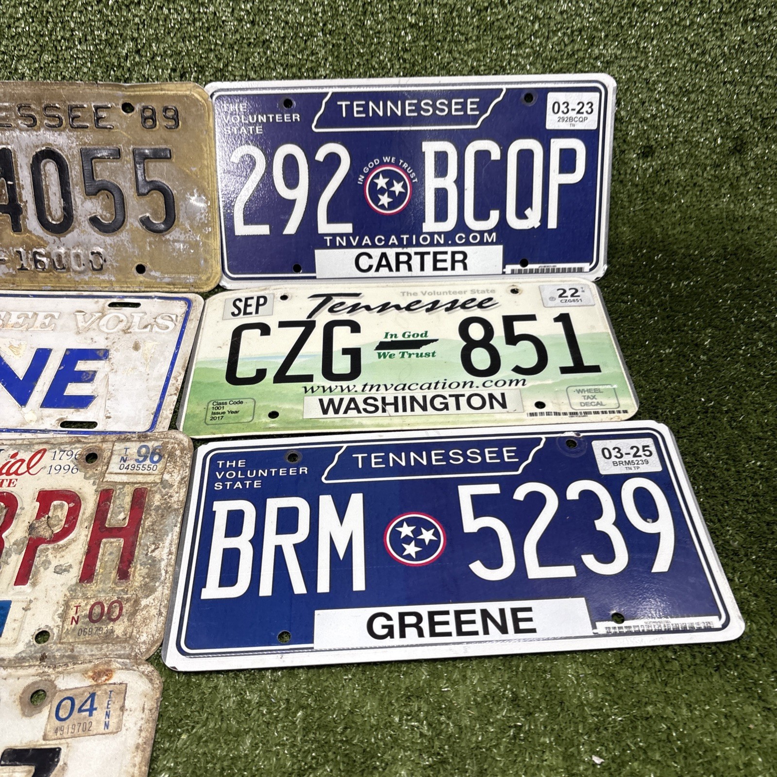 Lot Of 10 Random Misc USA License Plates Vintage! Man Cave, Crafts. Cool Pieces