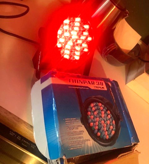 THINPAR 38 VENUE LIGHT-EXCELLENT CONDITION-BOX,MANUAL,CORD-MULTI-COLOR-NICE