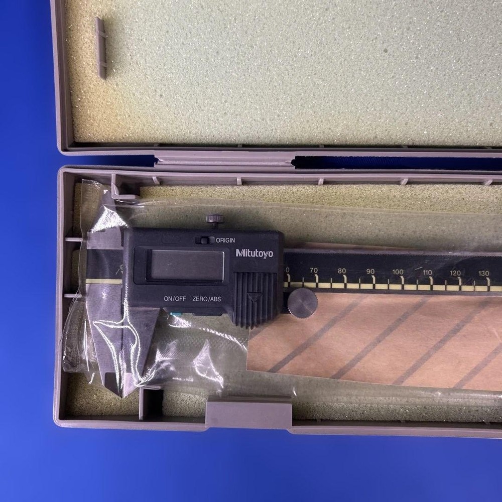 [New and unopened] Mitutoyo Digimatic Caliper
