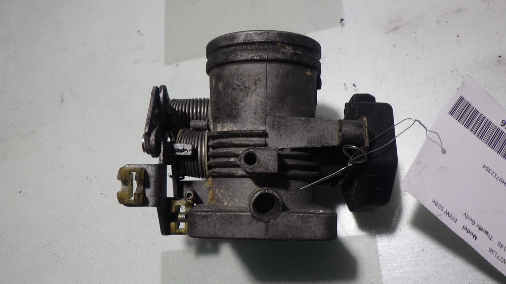 87 BMW 528e Throttle Body