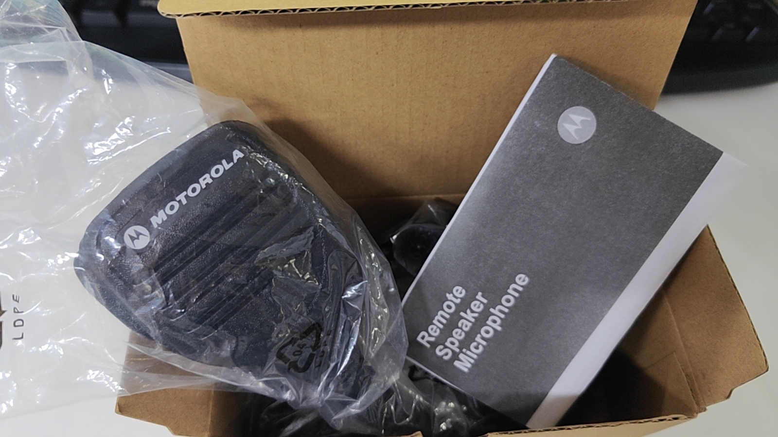 PMMN4013A for Motorola Radio Speaker Mic CT250 CP200 PR400 CP150 BPR40 2 PIN