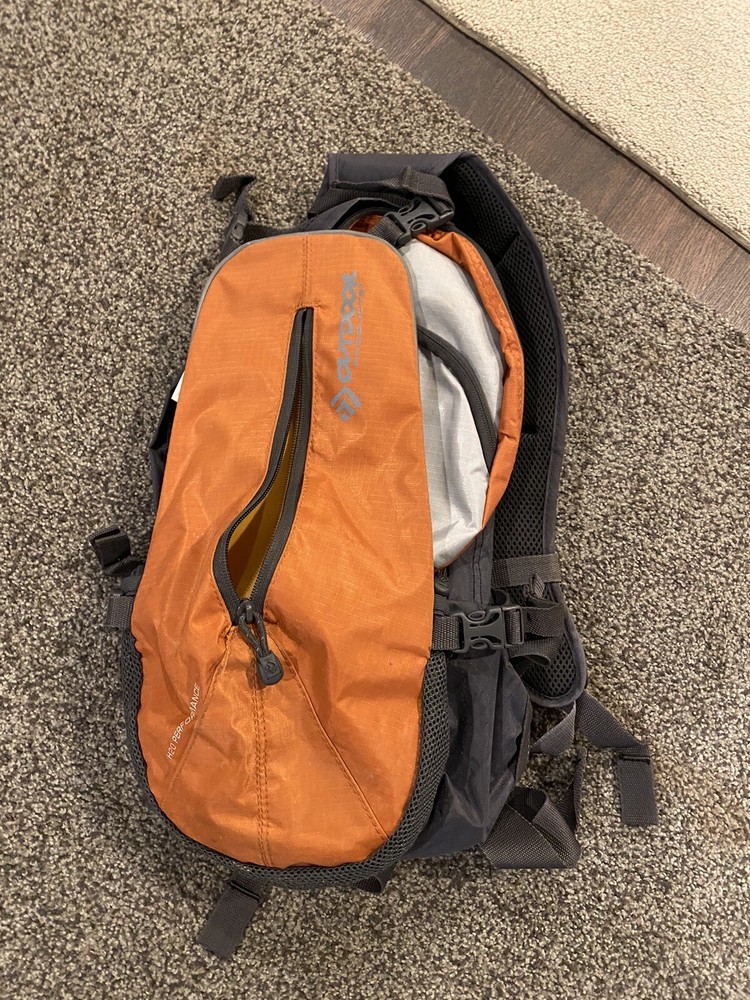 outdoor products hiking backpack Camelbak