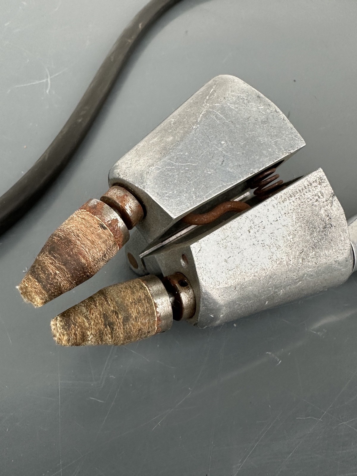 Ideal Model 45-104 Flexible Shaft Wire Stripper with Foot Pedal Switch