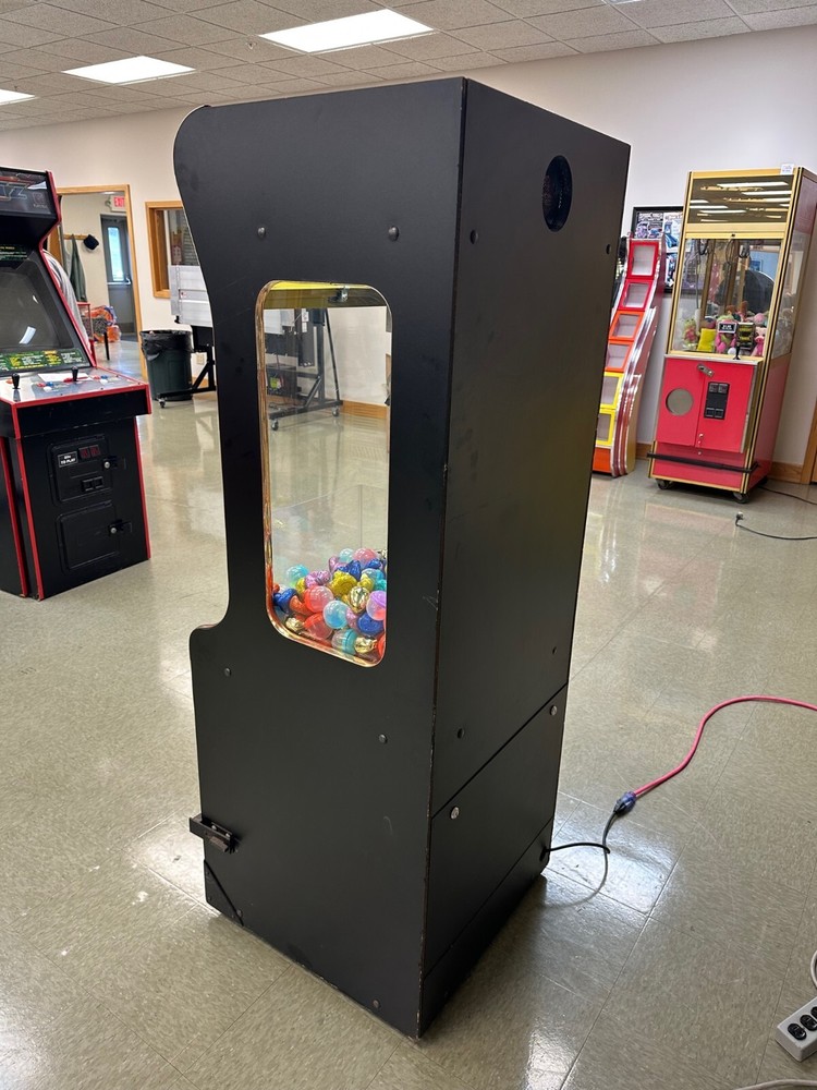 Smart Industries Candy Crane (claw) machine loaded with prizes included