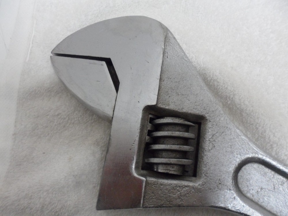 24” Adjustable Crescent Wrench: 2.5” Opening DROP FORGED