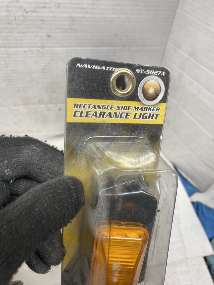 Pilot Navigator NV-5027A Rectangular Side Marker Clearance Light