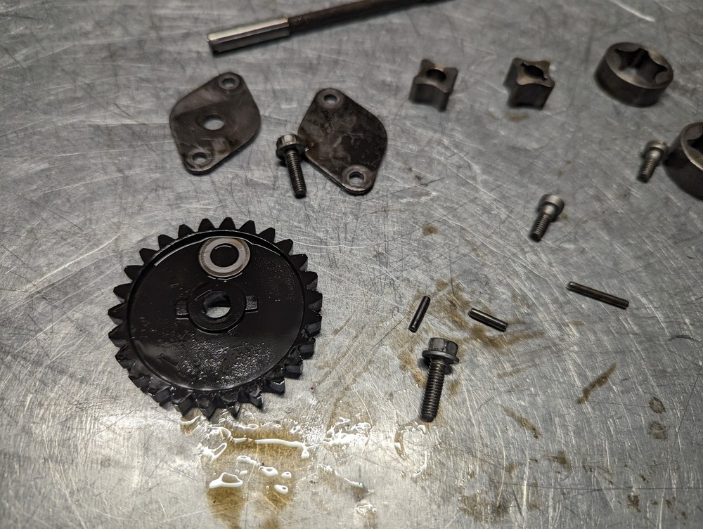 2006 Ktm 525 Sx Engine Motor Oil Pump