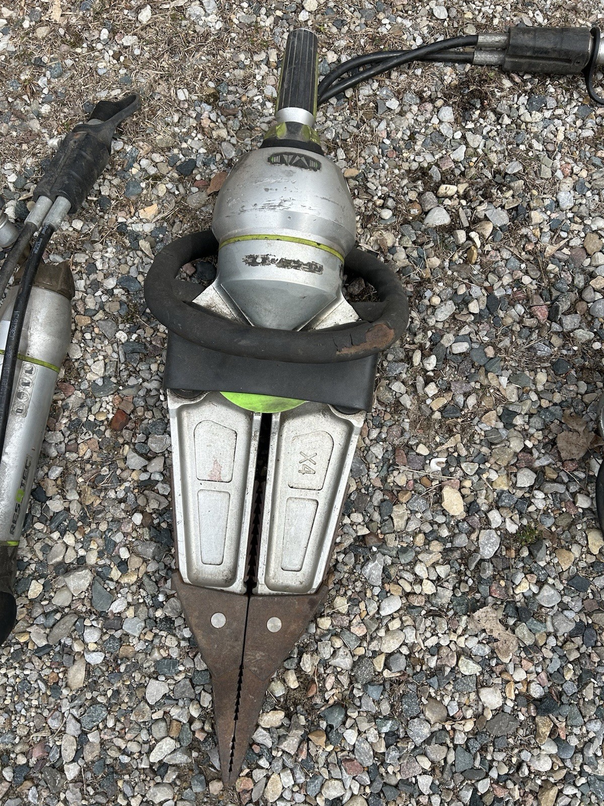 RESQTEC EXTRICATION TOOLS