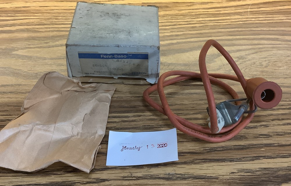 Used Johnson Control Y75RJ-1 Baso Flame Sensor Assembly #5
