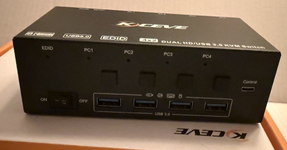 Dual HD USB 3.0 KVM Switch 4x2