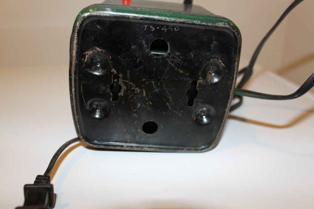 LIONEL POSTWAR TYPE 1033 MULTI-CONTROL TRANSFORMER 90 WATTS, Used/Untested